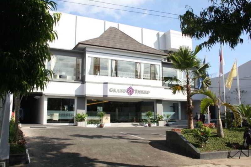Tjokro Hotel Klaten Exterior foto