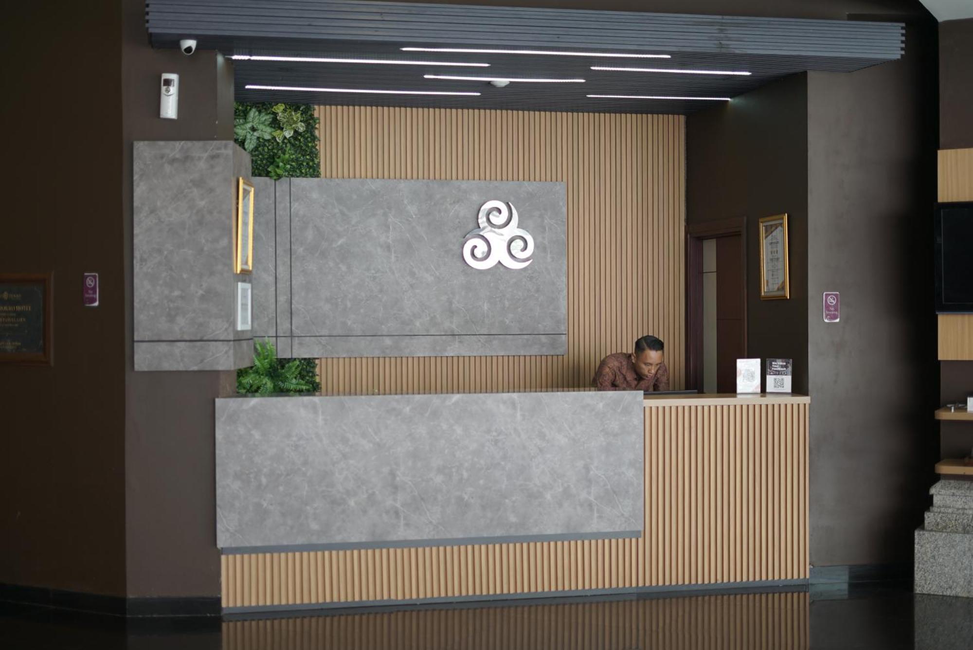 Tjokro Hotel Klaten Exterior foto